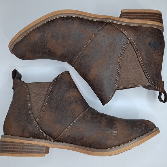 maylon brown ankle boot